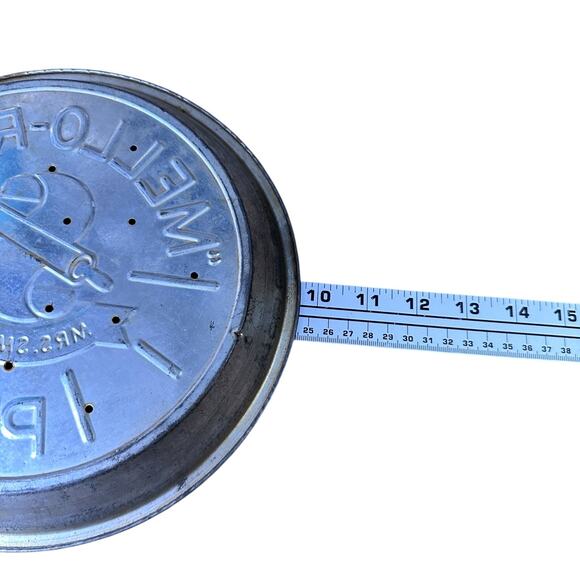 Vintage Mrs Smith's Mello-Rich Metal Pie Pan Plates Silver Tone Lot of 5 - Picture 8 of 12